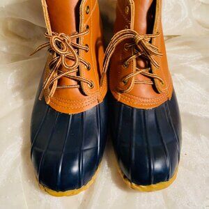 Eddie Bauer rubber duck waterproof boots. Women's  Size 6 LIKE NEW!